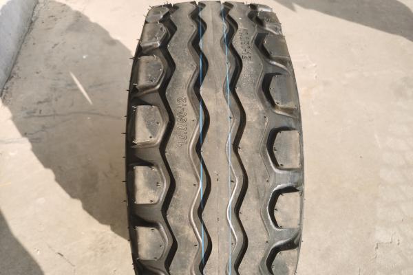 The Popular Size in the Implement Tire Series: 10.0/80-12