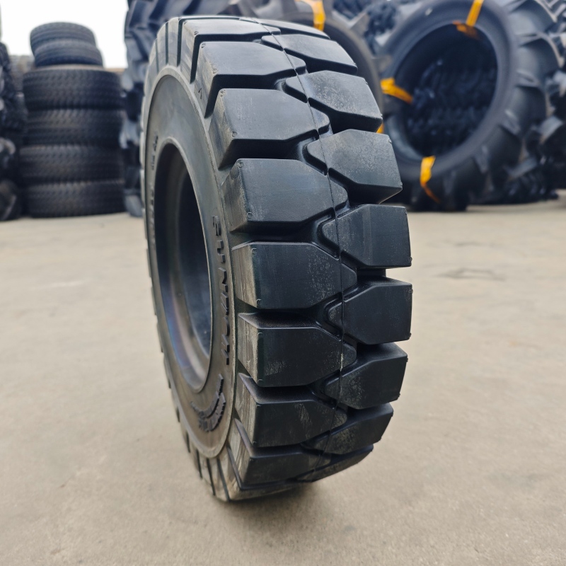 Solid Tyre 5.00-8 SD101